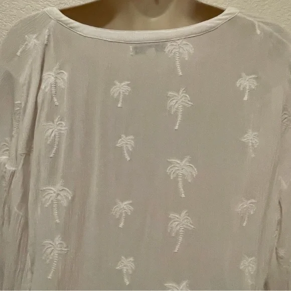 Z Supply White Button Up Blouse Top Embroidered Palm Trees Size Small - Picture 9 of 10